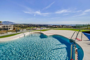 124 - Breathtaking Modern Penthouse Apartment with Sea Views, Pool, Sauna & Gym